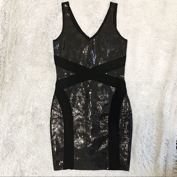 VENUS Dresses & Skirts - Like New Venus Black Sequin Above the Knee Dress